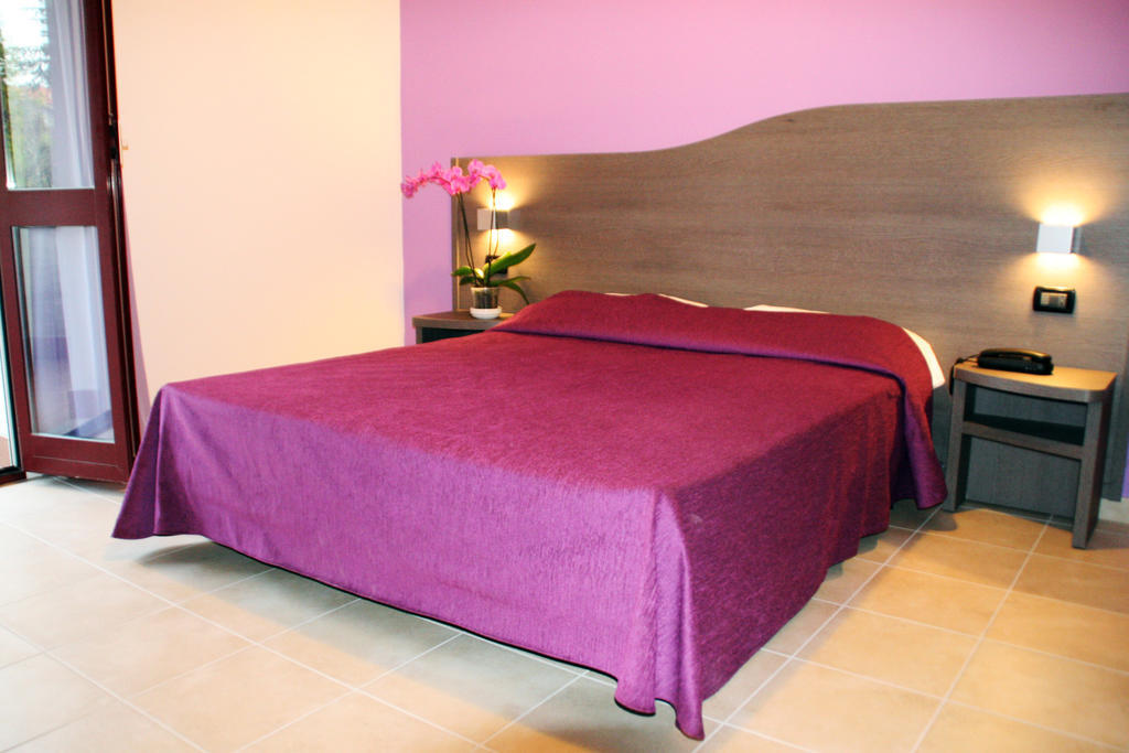 Hotel Leon D'Oro Castel Frentano エクステリア 写真