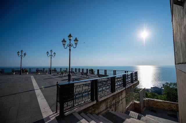 Hotel Leon D'Oro Castel Frentano エクステリア 写真