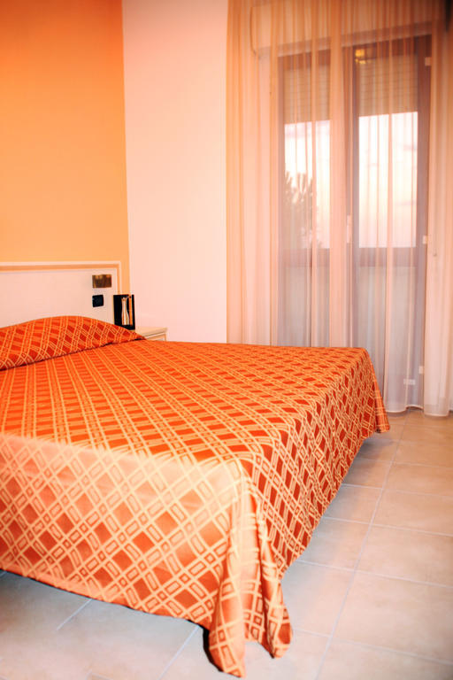 Hotel Leon D'Oro Castel Frentano エクステリア 写真